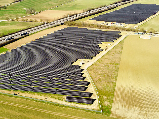 Aerial view of the Ahldorf solar park.